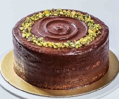 4 kişilik Klasik çikolatalı fıstıklı yaş pasta fiyatları Samsun pasta